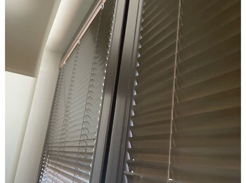 Horizontální žaluzie-široký výběr barev lamel žaluzií Praha
