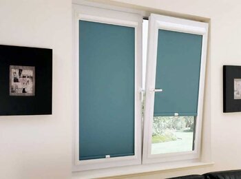 Rolety Rollite instalace na plastové okna Praha Rolety Rollite instalace na plastové okna Praha