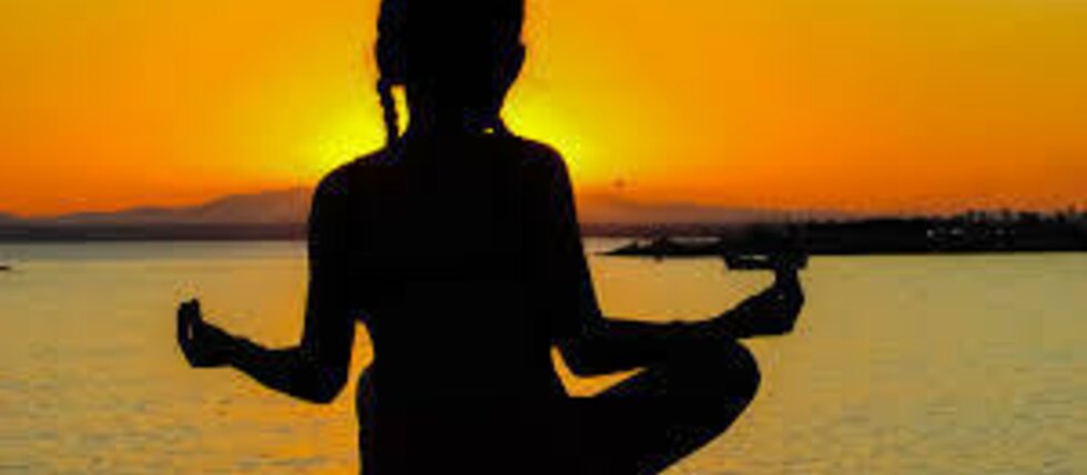 SLUNCE A STÍN SLUNCE A STÍN